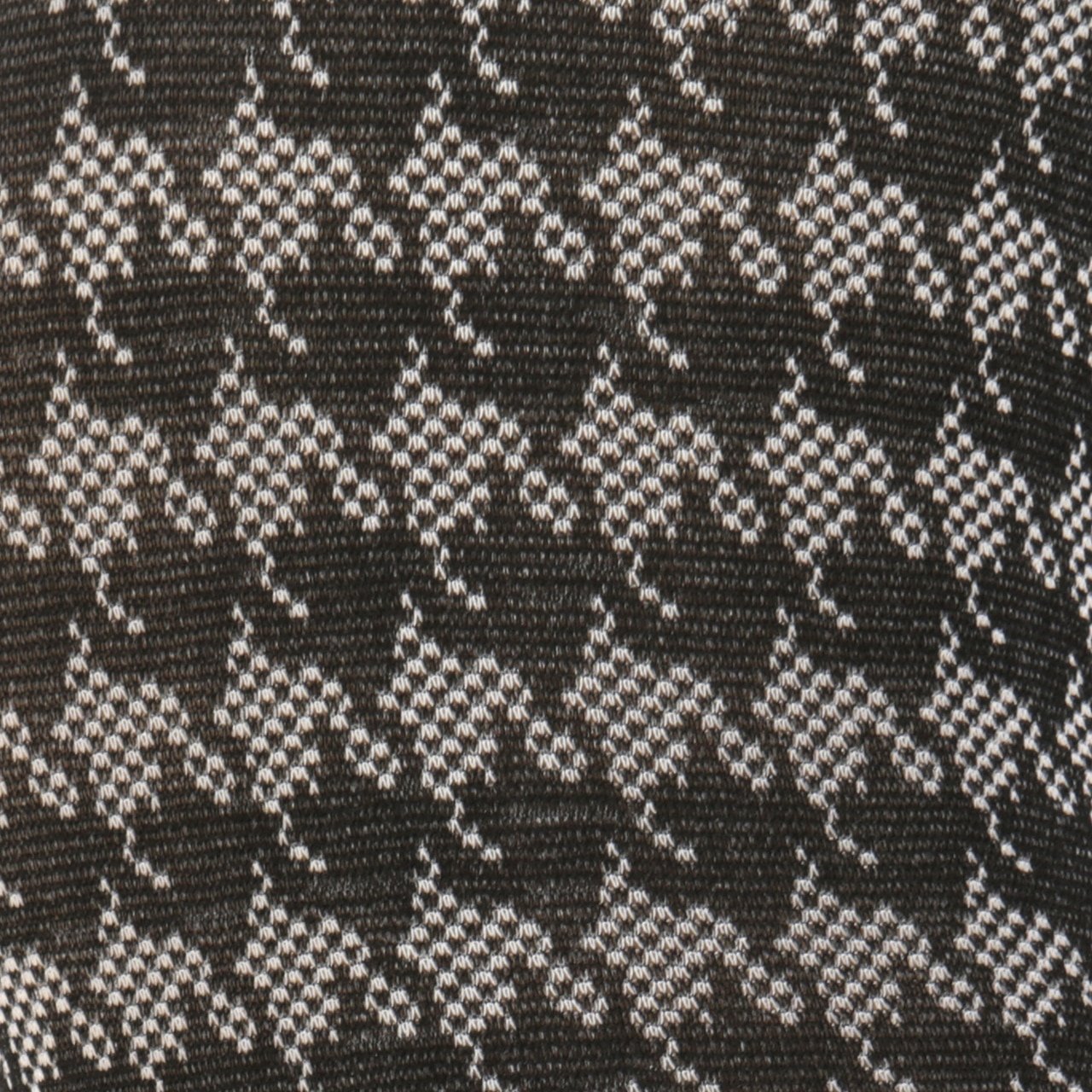 Womens-Tights-–-Opaque-Dogtooth-Design-Hosierydirect